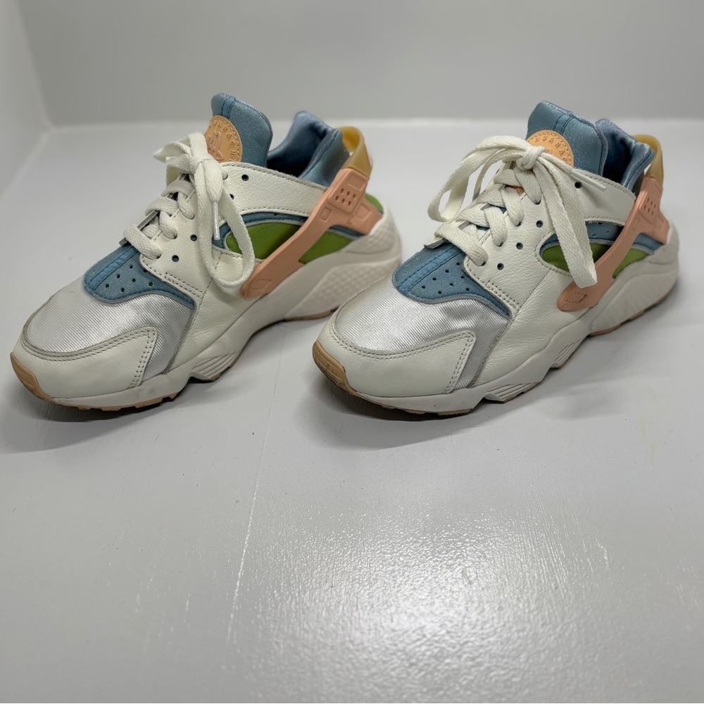 Nike Air Huarache Women’s 7.5 Pastel Multi Color Running Sneakers DQ0117-100 - Picture 2 of 11
